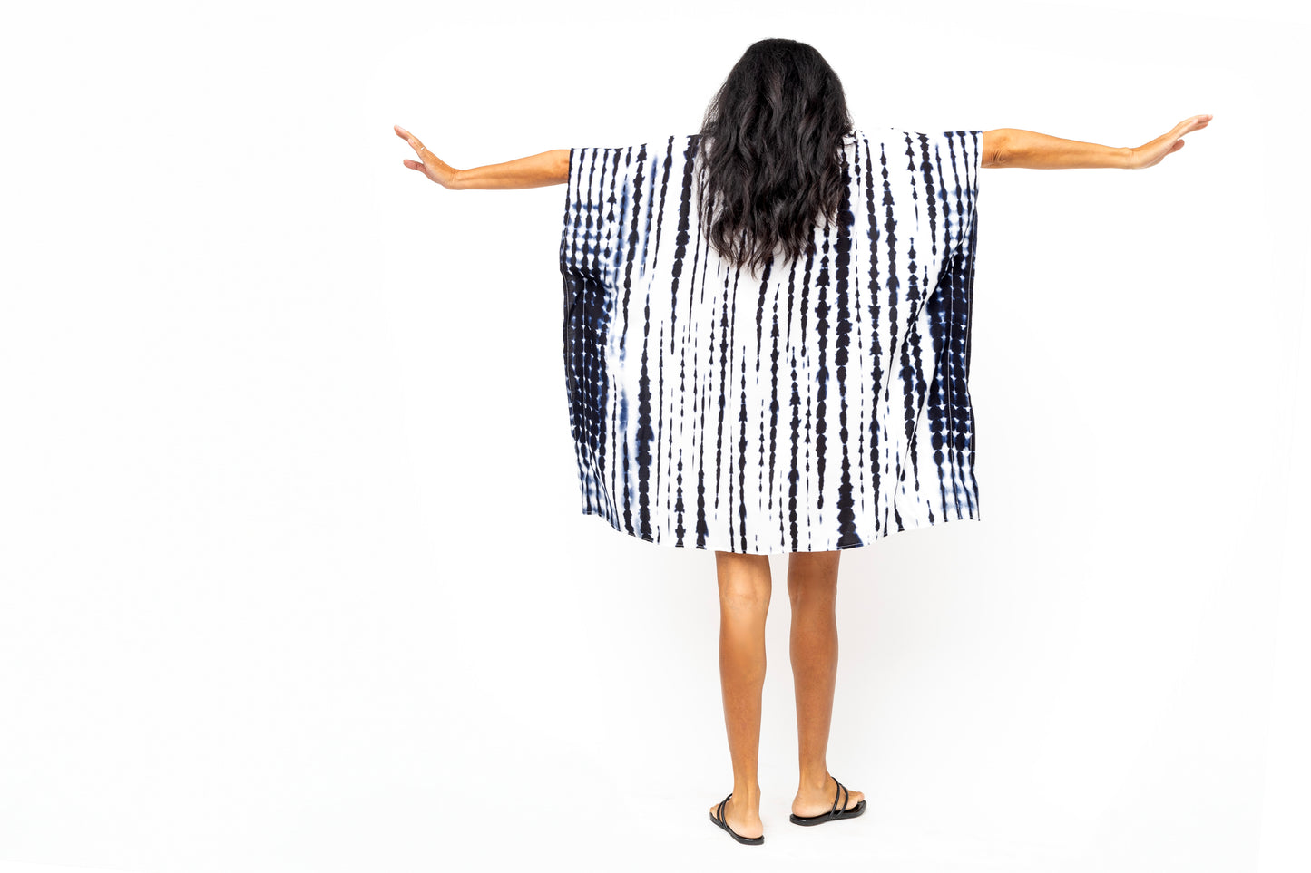 Maya Short Kimono - Navy